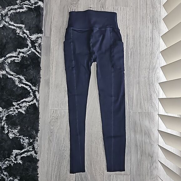 Fabletics Scultknit Navy Blue Leggings - Picture 2 of 2